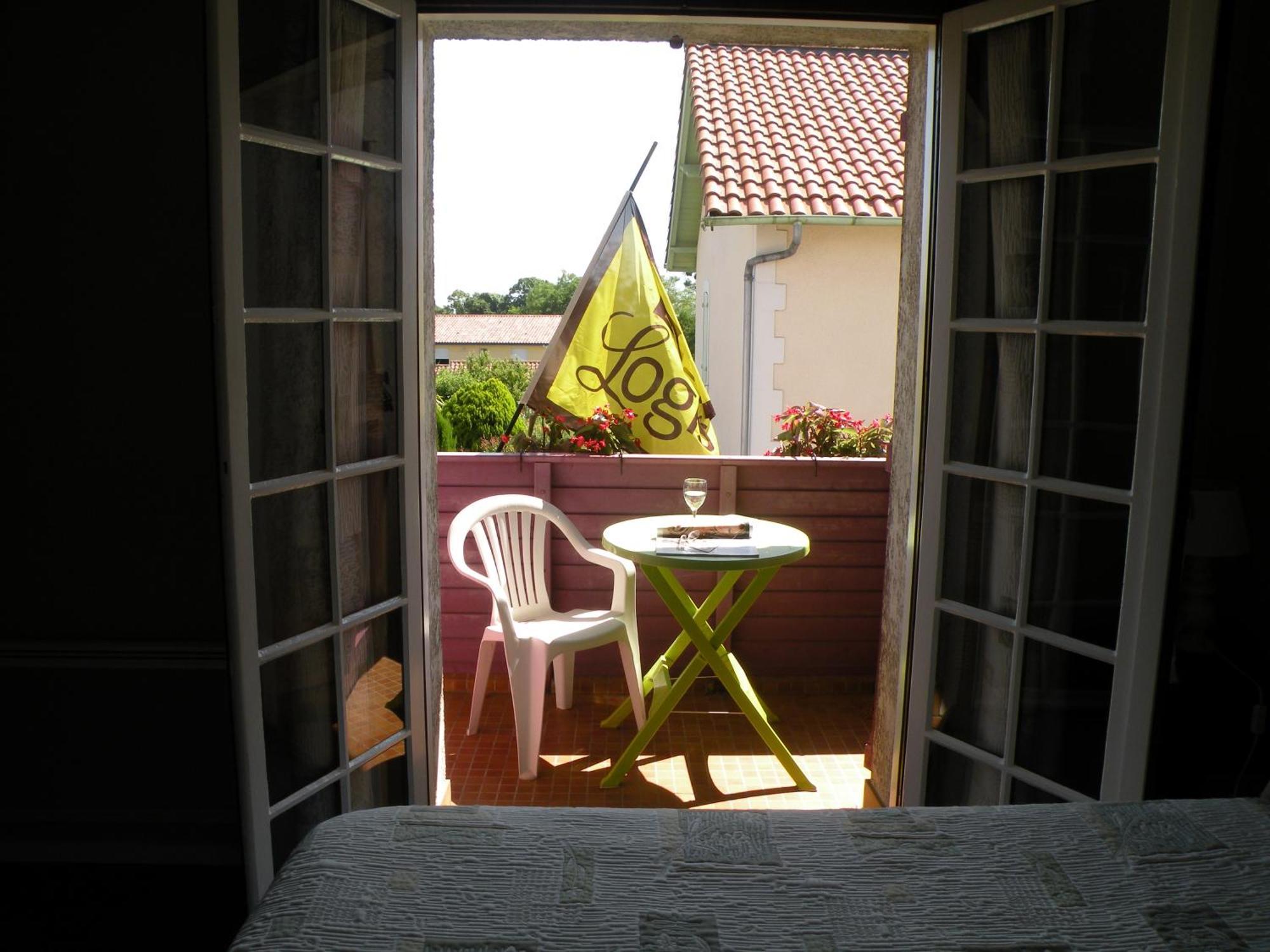 L'Auberge Gamarde-les-Bains Exterior photo